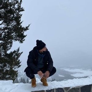 Meet your Posher, Mark roy